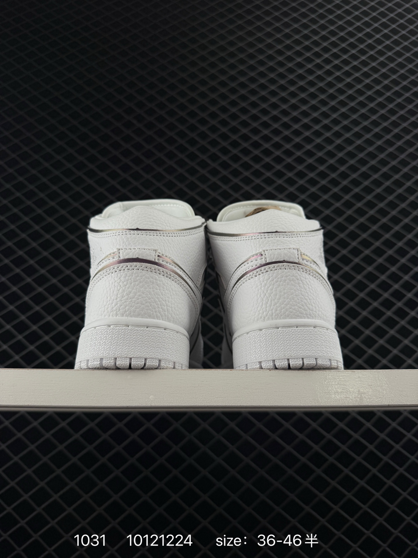 NIKE Air Jordan 1 Retro Mid